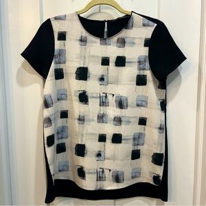 Zara Women’s White Black White Abstract Print Blouse Size Small Short Sleeve